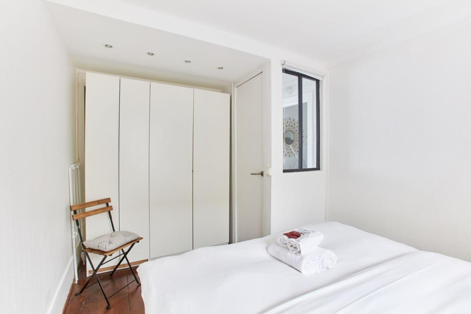 Cosy Montmartre 2Br Apartment ปารีส ภายนอก รูปภาพ